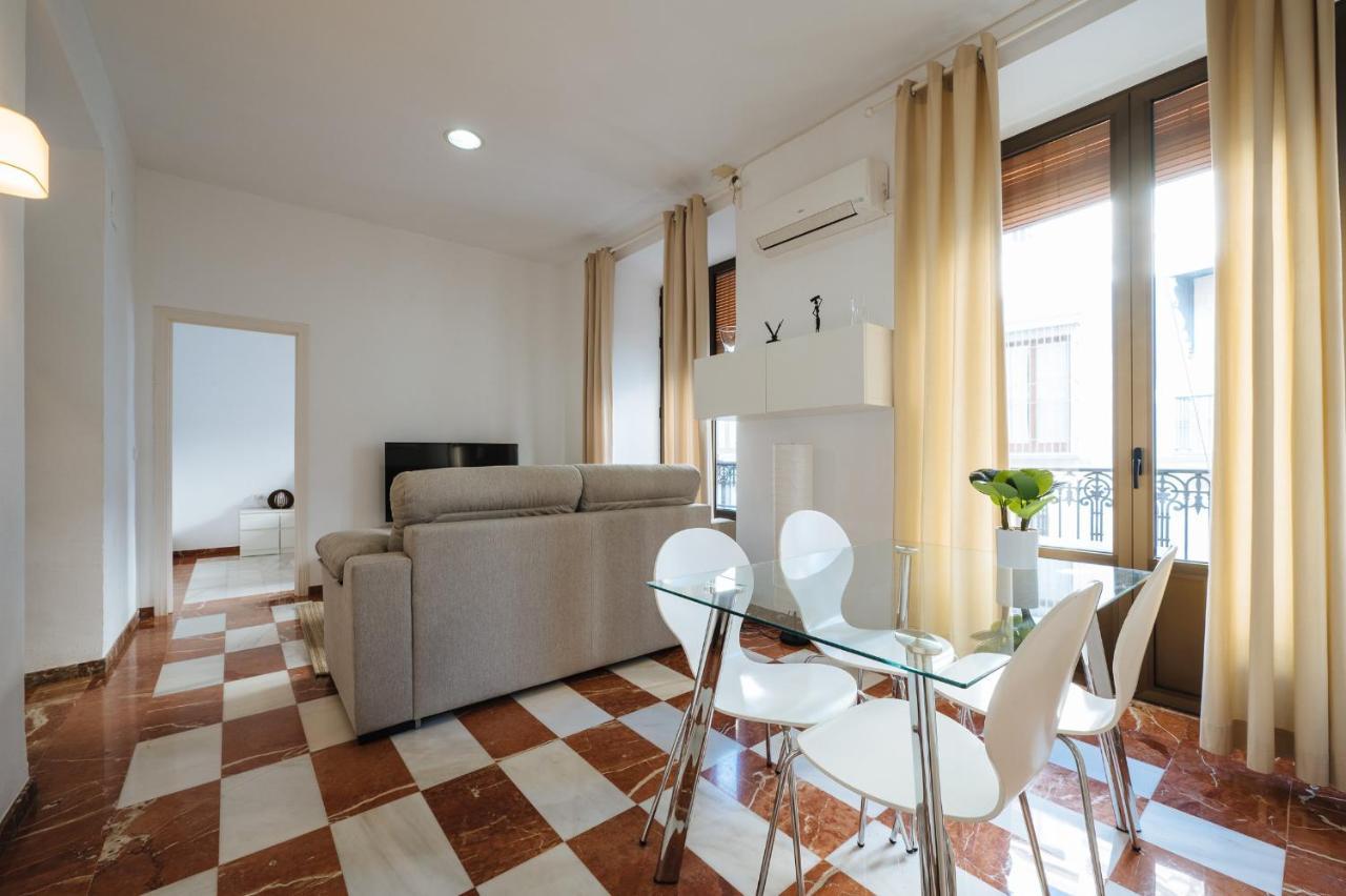 Apartamento De Lujo Junto A La Catedral Seville Exterior photo